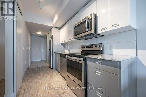 309 - 257 Hemlock Street, Waterloo, ON - Indoor Photo Showing Kitchen With Stainless Steel Kitchen With Upgraded Kitchen