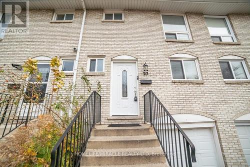 22 - 120 Quigley Road, Hamilton, ON - Outdoor