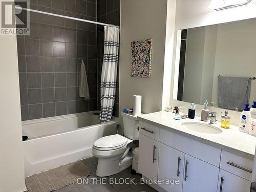 524 - 690 King Street W, Kitchener, ON - Indoor Photo Showing Bathroom