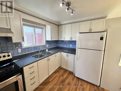 112 Cole Road, Guelph, ON - Indoor Photo Showing Kitchen With Double Sink