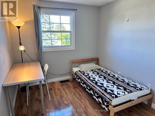 112 Cole Road, Guelph, ON - Indoor Photo Showing Bedroom