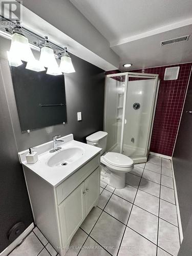 112 Cole Road, Guelph, ON - Indoor Photo Showing Bathroom