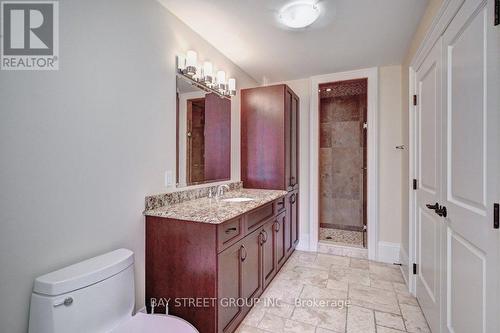 74 Paddock Court, Kitchener, ON - Indoor Photo Showing Bathroom