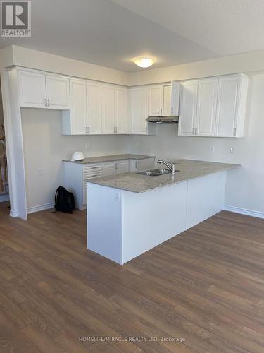 25 Steer Road, Erin, ON - Indoor Photo Showing Kitchen With Double Sink