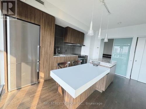 4308 - 101 Charles Street E, Toronto, ON - Indoor Photo Showing Kitchen