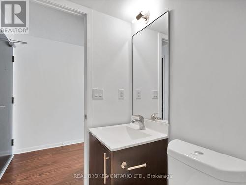 511 - 96 St Patrick Street, Toronto, ON - Indoor Photo Showing Bathroom