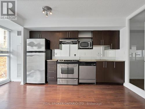 511 - 96 St Patrick Street, Toronto, ON - Indoor Photo Showing Kitchen