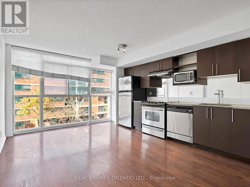 511 - 96 St Patrick Street, Toronto, ON - Indoor Photo Showing Kitchen