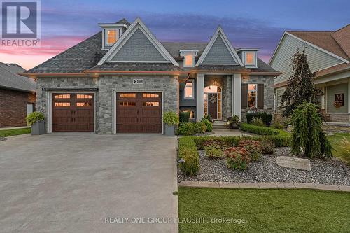 196 Francis Court, Windsor, ON - Outdoor With Facade