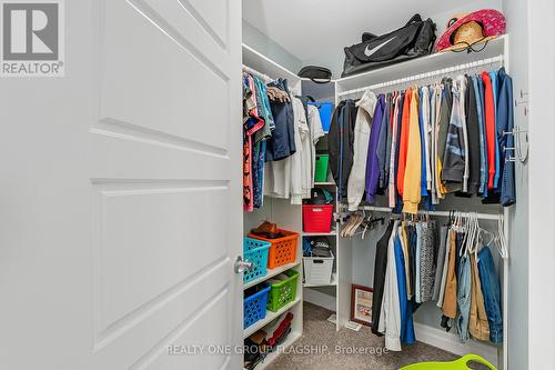 196 Francis Court, Windsor, ON - Indoor With Storage