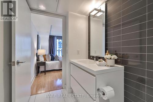 308 - 85 Queens Wharf Road, Toronto, ON - Indoor Photo Showing Bathroom