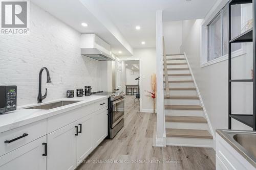 35 Heaslip Terrace, Toronto, ON - Indoor Photo Showing Kitchen With Upgraded Kitchen