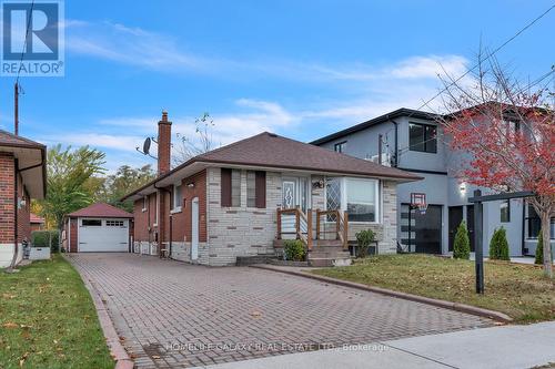 94 Waringstown Drive, Toronto, ON - Outdoor With Facade