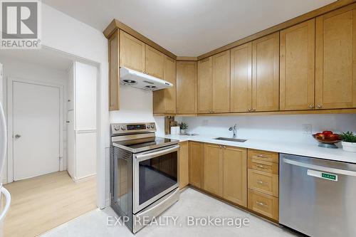 4 Highhill Drive, Toronto, ON - Indoor Photo Showing Kitchen