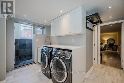 131 Green Road, Hamilton, ON - Indoor Photo Showing Laundry Room