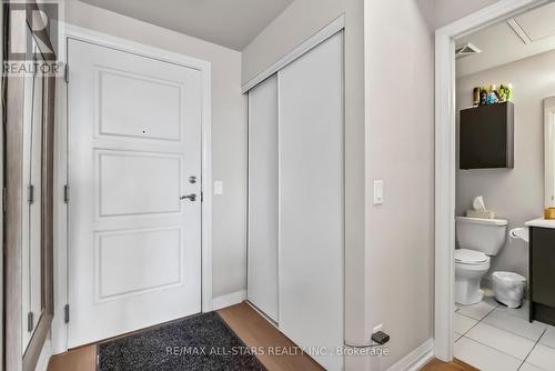 1603 - 9500 Markham Road, Markham, ON - Indoor Photo Showing Bathroom