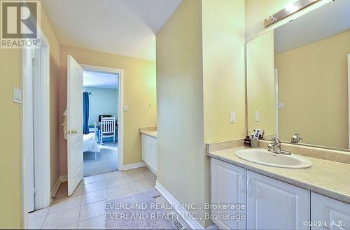 12 Ferretti Street, Vaughan, ON - Indoor Photo Showing Bathroom