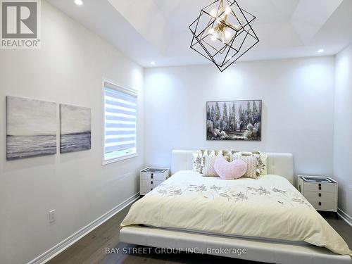 404 Baker Hill Boulevard, Whitchurch-Stouffville, ON - Indoor Photo Showing Bedroom