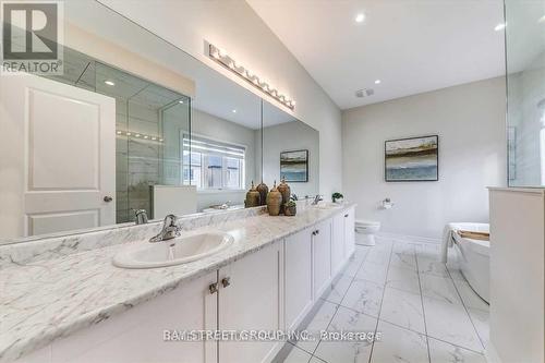 404 Baker Hill Boulevard, Whitchurch-Stouffville, ON - Indoor Photo Showing Bathroom