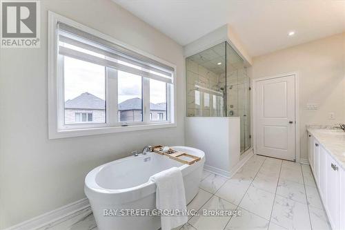 404 Baker Hill Boulevard, Whitchurch-Stouffville, ON - Indoor Photo Showing Bathroom