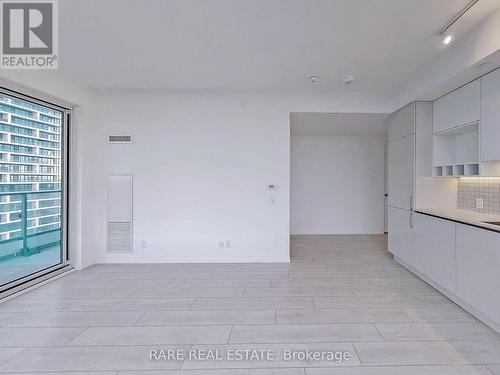 5210 - 5 Buttermill Avenue, Vaughan, ON -  Photo Showing Other Room