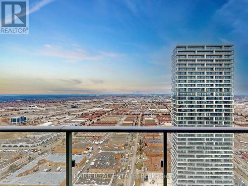 5210 - 5 Buttermill Avenue, Vaughan, ON - Outdoor With View