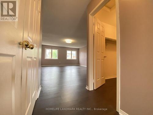 303 Tower Hill Road, Richmond Hill, ON - Indoor Photo Showing Other Room