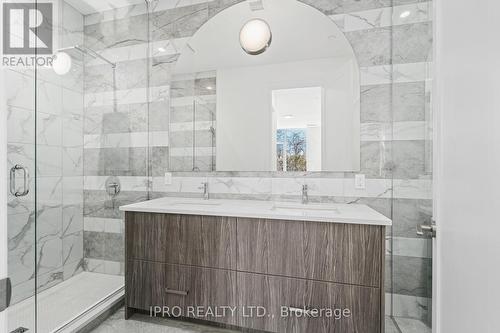 209 - 42 Mill Street, Halton Hills, ON - Indoor Photo Showing Bathroom