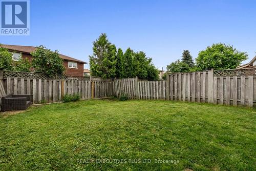 29 Perthshire Court, Hamilton, ON - Outdoor