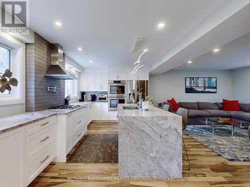 24 North Street, Uxbridge, ON - Indoor Photo Showing Kitchen