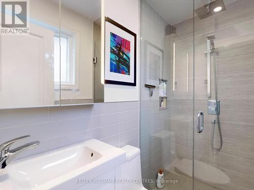 24 North Street, Uxbridge, ON - Indoor Photo Showing Bathroom