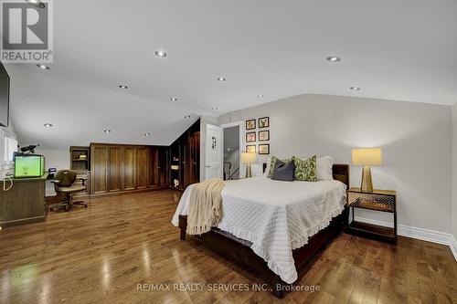 247 Sand Road, East Gwillimbury, ON - Indoor Photo Showing Bedroom