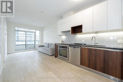 1909 - 15 Water Walk Drive, Markham, ON - Indoor Photo Showing Kitchen With Upgraded Kitchen