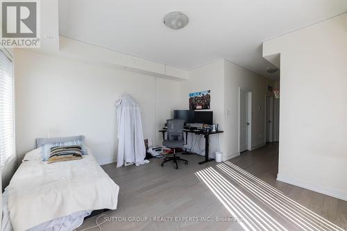 82 William Duncan Road, Toronto, ON - Indoor Photo Showing Bedroom