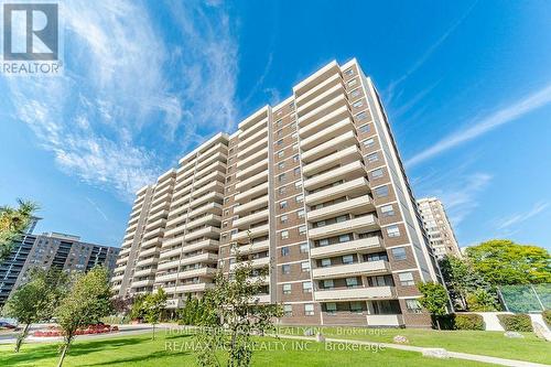 312 - 3 Lisa Street, Brampton, ON - Outdoor With Balcony With Facade