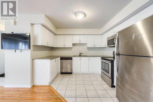 21 - 2488 Post Road, Oakville, ON - Indoor Photo Showing Kitchen