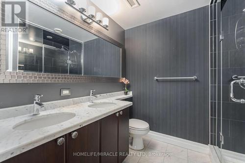 Ph2 - 225 Webb Drive, Mississauga, ON - Indoor Photo Showing Bathroom