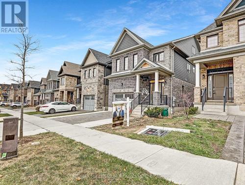 156 Hollybrook Trail, Kitchener, ON - Outdoor With Facade