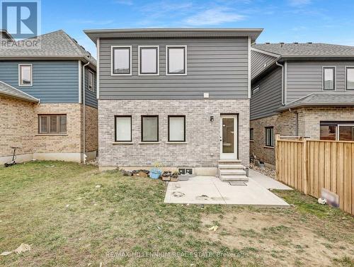 156 Hollybrook Trail, Kitchener, ON - Outdoor With Exterior