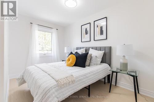 46 Upper Walker Avenue, Hamilton, ON - Indoor Photo Showing Bedroom