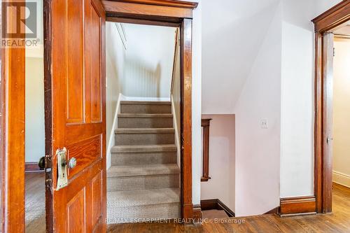 26 Ontario Avenue, Hamilton, ON - Indoor Photo Showing Other Room