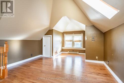 26 Ontario Avenue, Hamilton, ON - Indoor Photo Showing Other Room