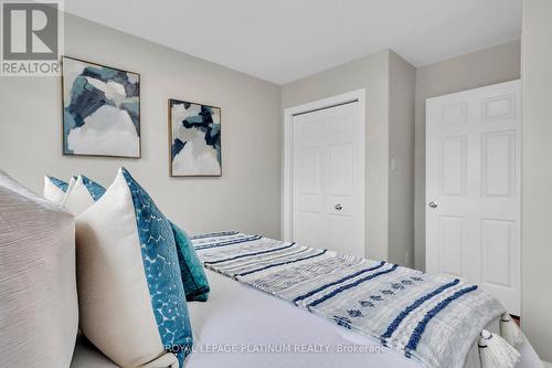 140 Windflower Drive, Kitchener, ON - Indoor Photo Showing Bedroom