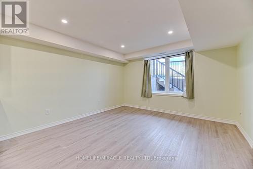 289 Chapel Hill Drive, Kitchener, ON - Indoor Photo Showing Other Room