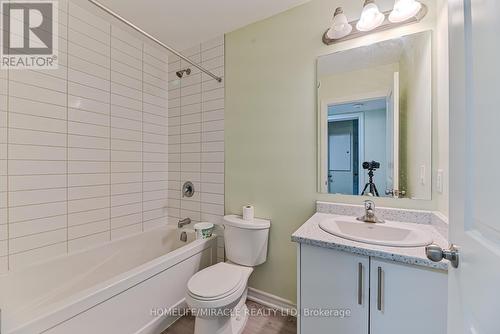 289 Chapel Hill Drive, Kitchener, ON - Indoor Photo Showing Bathroom