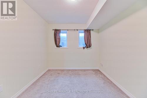 289 Chapel Hill Drive, Kitchener, ON - Indoor Photo Showing Other Room