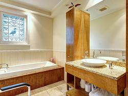 Ensuite bathroom - 