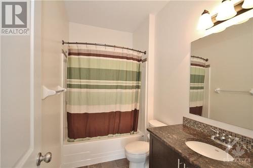 2545 Longfields Drive, Ottawa, ON - Indoor Photo Showing Bathroom