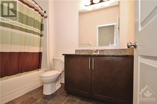 2545 Longfields Drive, Ottawa, ON - Indoor Photo Showing Bathroom