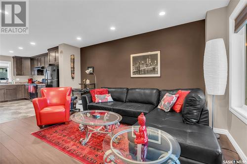 5125 Jim Cairns Boulevard, Regina, SK - Indoor Photo Showing Living Room